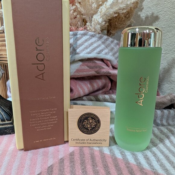 Essence Facial Toner Adore